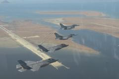 Nad Koreou cvičily americké F-35. Jižní Korea pořádá manévry s USA.