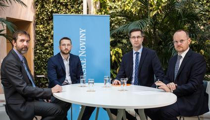 Kulatý stůl: Fintech mění obchodní modely bank, pobočky ale úplně nezmizí