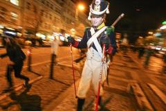 Hydrosilvestr 2017 - studentská oslava nového hydrologického roku seběhnutím Václavského náměstí na lyžích