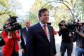 Paul Manafort přijíždí k soudu ve Washingtonu