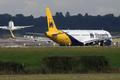 Monarch Airlines, letadlo, letiště Gatwick