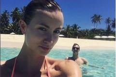 Tenis na dovolené (Tomáš Berdych a Ester Sátorová na Maledivách)