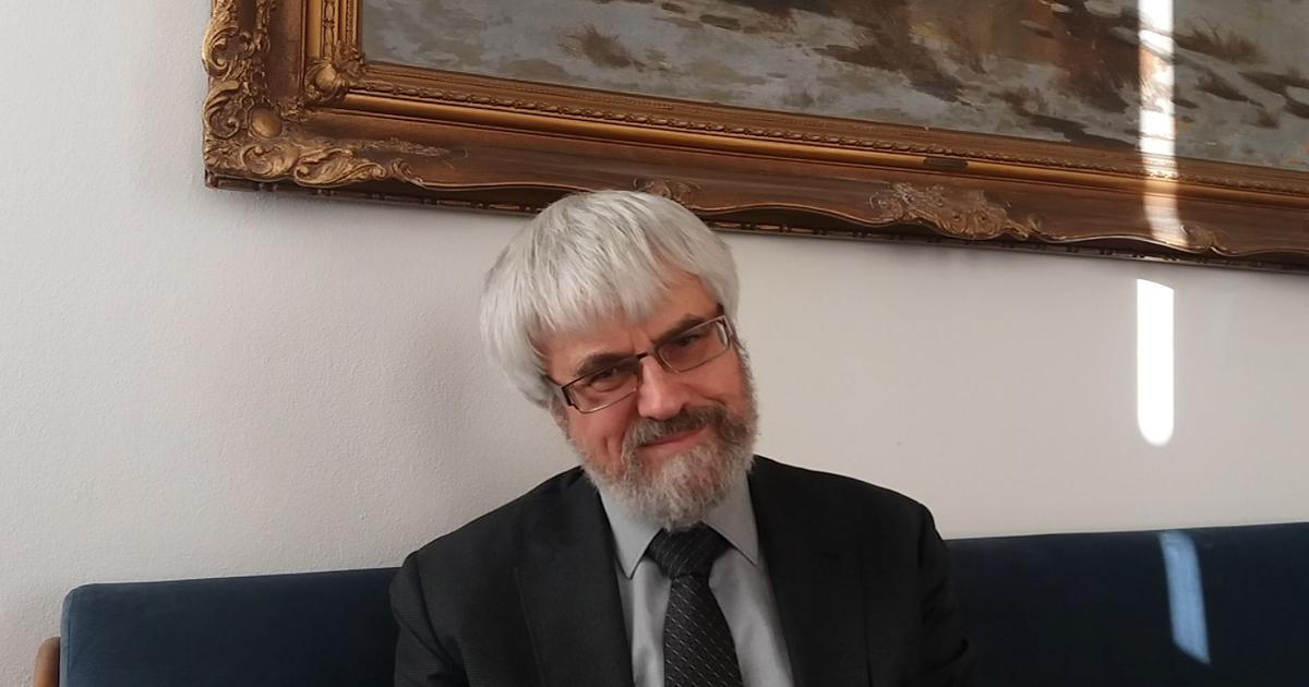 Šámal zůstane soudcem zpravodajem v řízení o Pavlově kompetenční žalobě