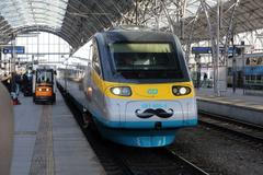 Západní expres a lokomotiva Vectron