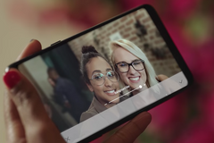 TEST: Galaxy A8 loví mladé. Kombinuje skvělý displej a důraz na selfie