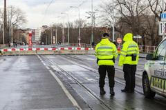 ŽIVĚ: Zbourá se Libeňský most? Pražští zastupitelé řeší, zda zdemolovat, nebo opravit