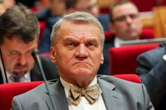 Jednání pražského zastupitelstva 10.9. 2015 plus protest před tím