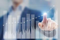 Ekonomika / Grafy / Vývoj / Růst / Ilustrační snímek / Istock