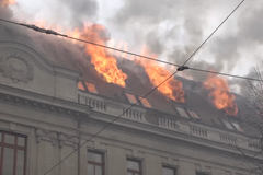 V Košicích hoří budova daňového úřadu. Už teď je jisté, že bude úplně zničená