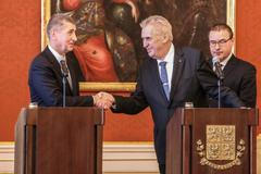 Pohádka o zlém Zemanovi a ďábelském Babišovi nefunguje, říká Foldyna