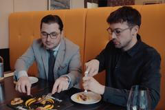 Sdílení jídla? Španělé to umí znamenitě. Sledujte, jak to funguje