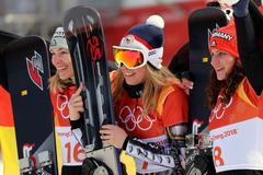 Ester Ledecká (7) slaví zlato z paralelního obřího slalomu na ZOH 2018