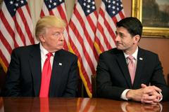 Donald Trump a Paul Ryan.