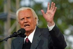 Billy Graham v červnu 2005.
