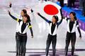 Japonky slaví zlato v rychlobruslařské stíhačce družstev na ZOH 2018