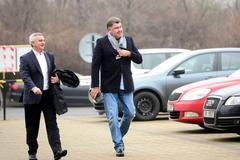 Foto / Zeman / Volby 2018 / 2. kolo / 27. 1. 2018 / Nejedlý / Mynář