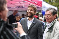 Předvolební mítinky na Andělu v Praze - ANO, KSČM, SPO, Realisté