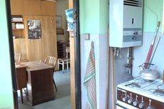 Foglarův byt před rekonstrukcí. Podívejte se do míst, kde významný spisovatel tvořil