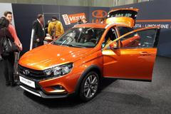 Lada Vesta SW a konkurence