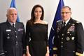 Angelina Jolie v NATO