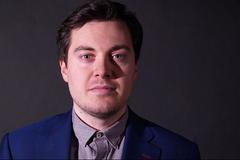 Davy uprchlíků na střeše vlaku v Chebu? Nesdílejme jen podle titulku, začněme myslet, varuje Veselý