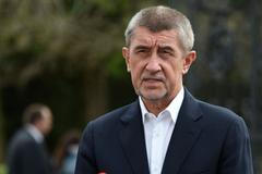 Živě: Babiš se sešel s prezidentem. Řešili šéfa BIS? Sledujte brífink po jednání