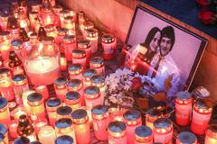 Pieta za Jána Kuciaka u Slovenské ambasády při akci "Nechceme zpět devadesátky"