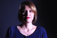 Násilí na ženách je pandemií, v partnerském vztahu ho zažije každá třetí, říká Stelzerová