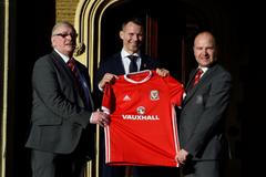 Ryan Giggs - nový trenér Walesu