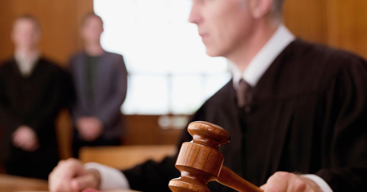 První rozsudek z hromadného řízení je pravomocný, firma musí zákazníkům zaplatit