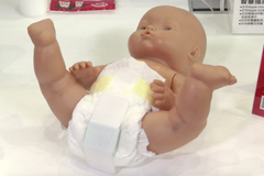 Chytré pleny ulehčí práci rodičům. Na mobil přijde upozornění k jejich výměně