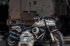 Snímatelný štít jako Kapitán Amerika. Nový Harley z české dílny uctívá veterány