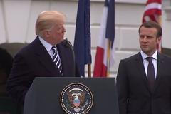 Trump děkoval za skvělou spolupráci. Macron chce další boj proti agresivnímu nacionalismu