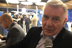 Kulhánek: No bóže. Tak jsem taky jednou prohrál. Někdo poslední být musí