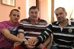 Vladimír Weiss nejstarší se synem a vnukem (2010)