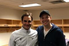 Tomáš Hertl a Roger Federer