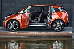 Nová výbava - chybějící středový sloupek