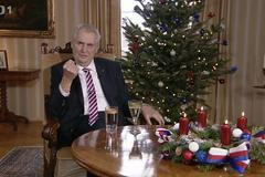 Zeman vánoční projev pěst