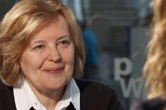 Milion eur na stole? To je mafie, Fico nemá zemi pod kontrolou, říká Vášáryová