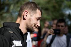 Oleg Navalnyj, bratr opozičníka Alexeje, kterého pustili z vězení.