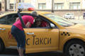Taxi v Moskvě za zlodějské ceny? V době šampionátu je turisté hlásí 10krát vyšší