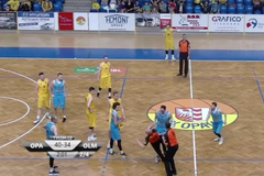 Inzultace, nebo simulace? Olomoucko žádá opakování basketbalového zápasu, sudí měl incident přihrát