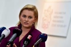 Konec Malé neslavím, za odchod je jí ale třeba poděkovat, říká autor petice za její odvolání