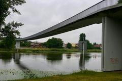 Lávka se může zřítit hned, klidné spaní nemám, i demolice má ale své postupy, říká starosta Nymburku