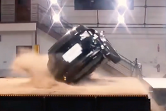 Nejbezpečnější SUV na světě. Model X od Tesly obstál v crash testech