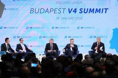 Babiš Fico Orbán V4