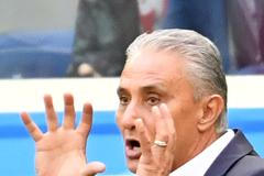 Brazilský trenér Tite při zápase Brazílie - Kostarika na MS 2018