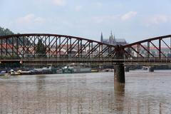 Železniční most v Praze