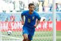 Philippe Coutinho slaví gól do sítě Kostariky