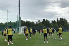 Trénink Angličanů v Petrohradu